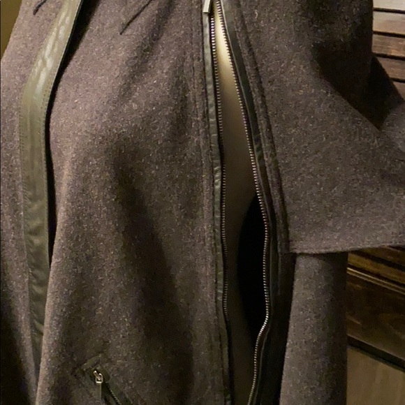 7 for All Mankind cape - Picture 2 of 3